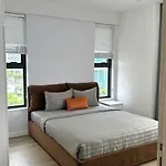 Happy Residence Premier - 3Br Near Exhibition Secc